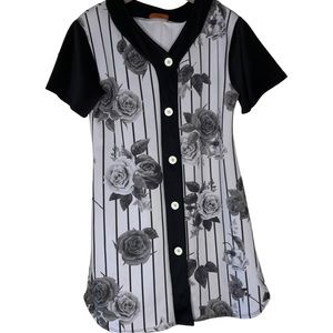 #10 -TMani Floral black, white and gray button down mini dress